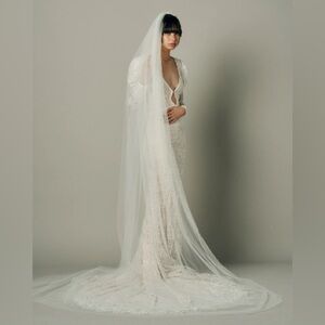 The Ofrenda Raw Veil